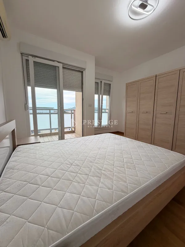 Rent, two bedroom apartment, 68m², City Kvart, Podgorica