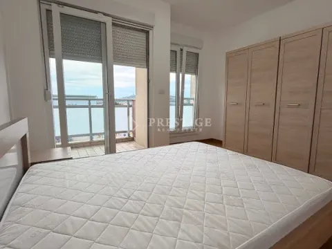 Izdavanje, dvosoban stan, 68m², City Kvart, Podgorica - image 8