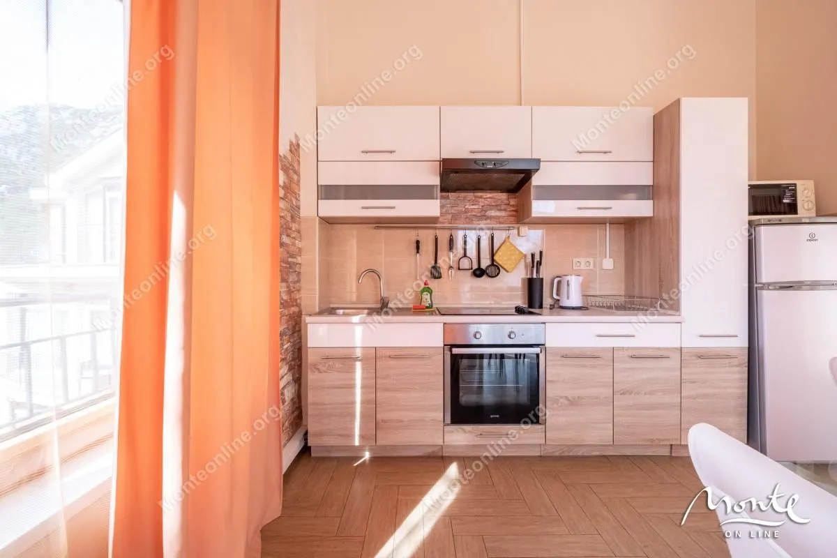 Prodaja, dvosoban stan, 87m², Orahovac, Kotor