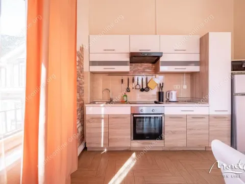 Prodaja, dvosoban stan, 87m², Orahovac, Kotor - image 10