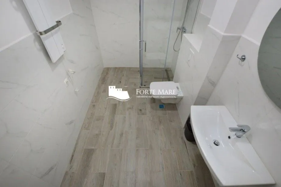 Prodaja, dvosoban stan, 85m², Đenovići, Herceg Novi