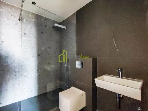 Prodaja, trosoban stan, 137m², Centar, Podgorica - image 20