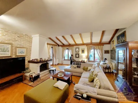 Sale, house, 300m², Orahovac, Kotor - image 3