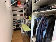 Prodaja, kuća, 162m², Zemun Gornji Grad, Zemun Sve Podlokacije - image 9