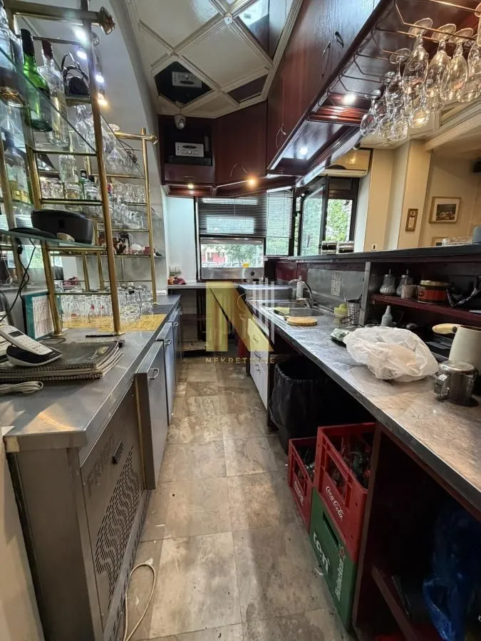 Izdavanje, poslovni prostor, 90m², Novo naselje, Novi Sad