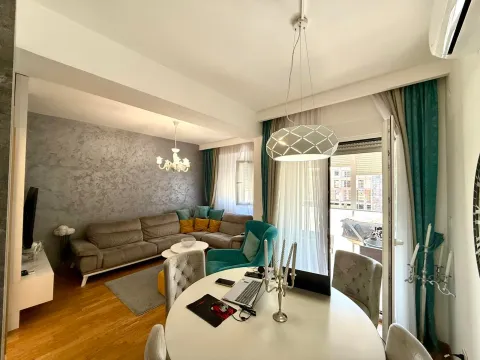 Izdavanje, dvosoban stan, 62m², Pobrežje, Podgorica - image 5