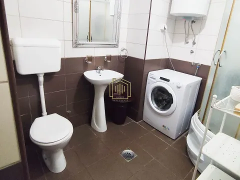 Izdavanje, dvosoban stan, 75m², Preko Morače, Podgorica - image 7