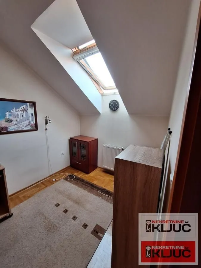 Prodaja, dvosoban stan, 37m², Grbavica, Novi Sad Sve Podlokacije