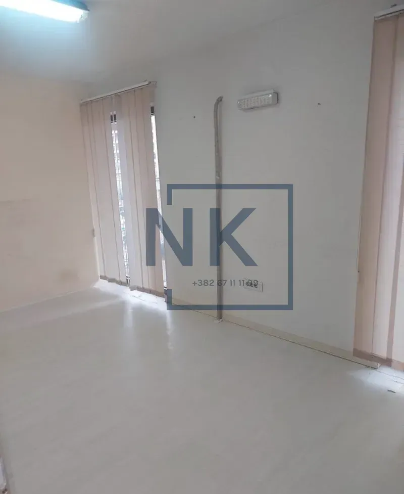 Rent, office space, 172m², 1 maj, Podgorica