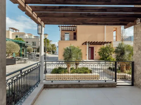 Sale, house, 325m², Portonovi, Herceg Novi - image 13