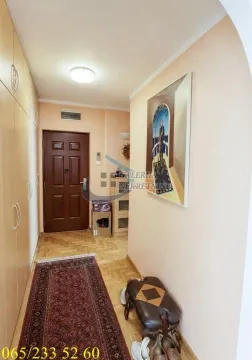 Izdavanje, četvorosoban stan, 90m², Novi Beograd Blok 61, Novi Beograd Sve Podlokacije - image 9