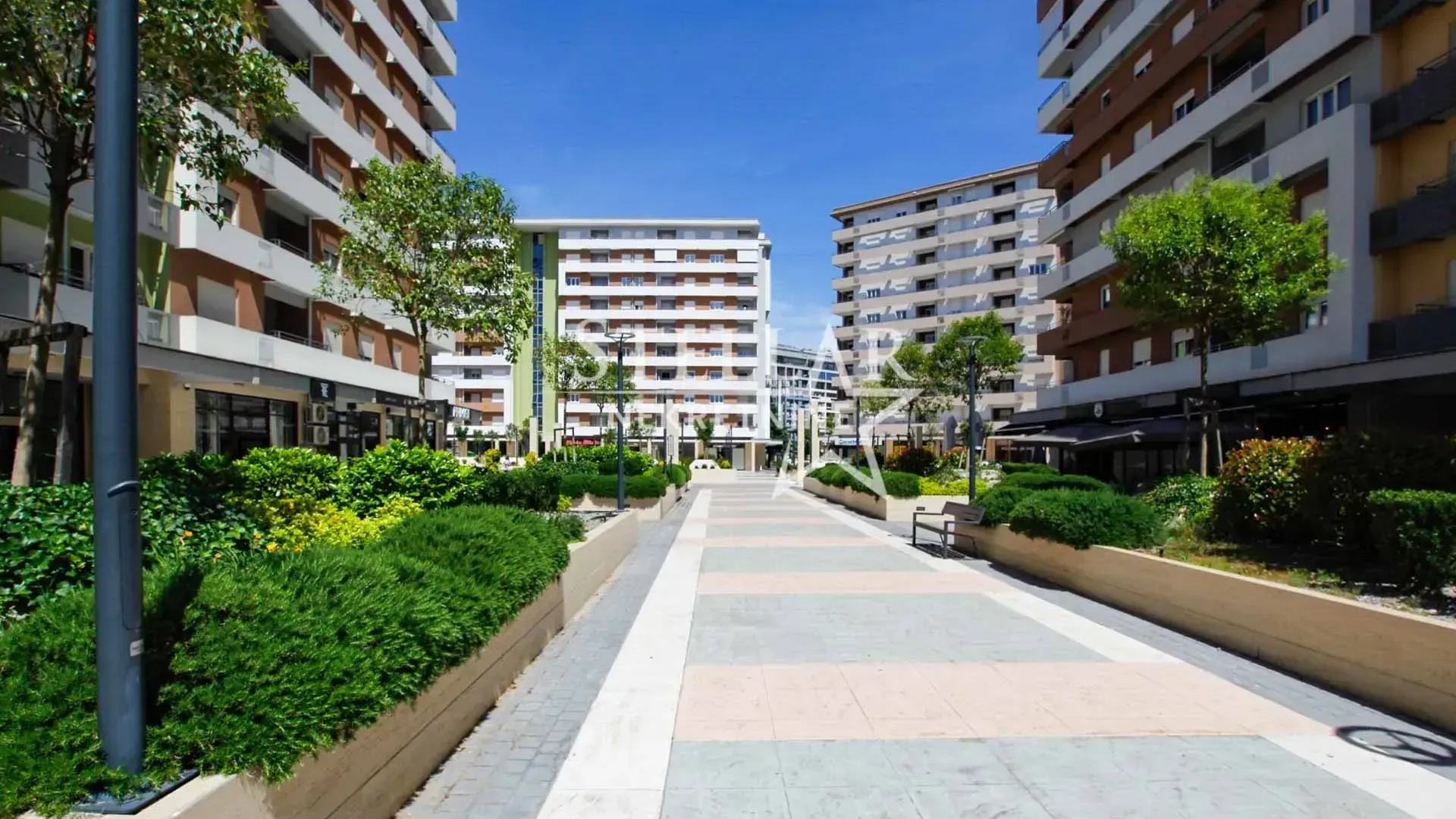 Rent, office space, 54m², Central Point, Podgorica