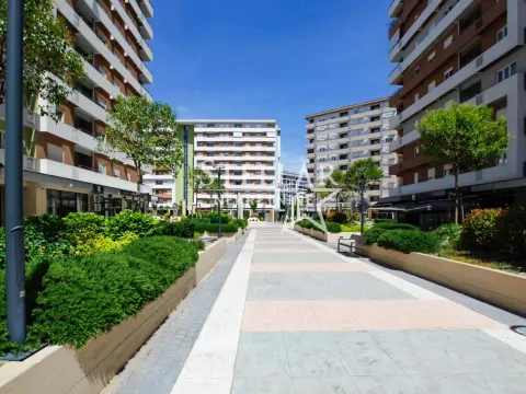 Rent, office space, 54m², Central Point, Podgorica - image 8