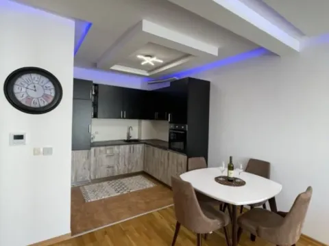 Rent, one bedroom apartment, 52m², Dubovica, Budva - image 6