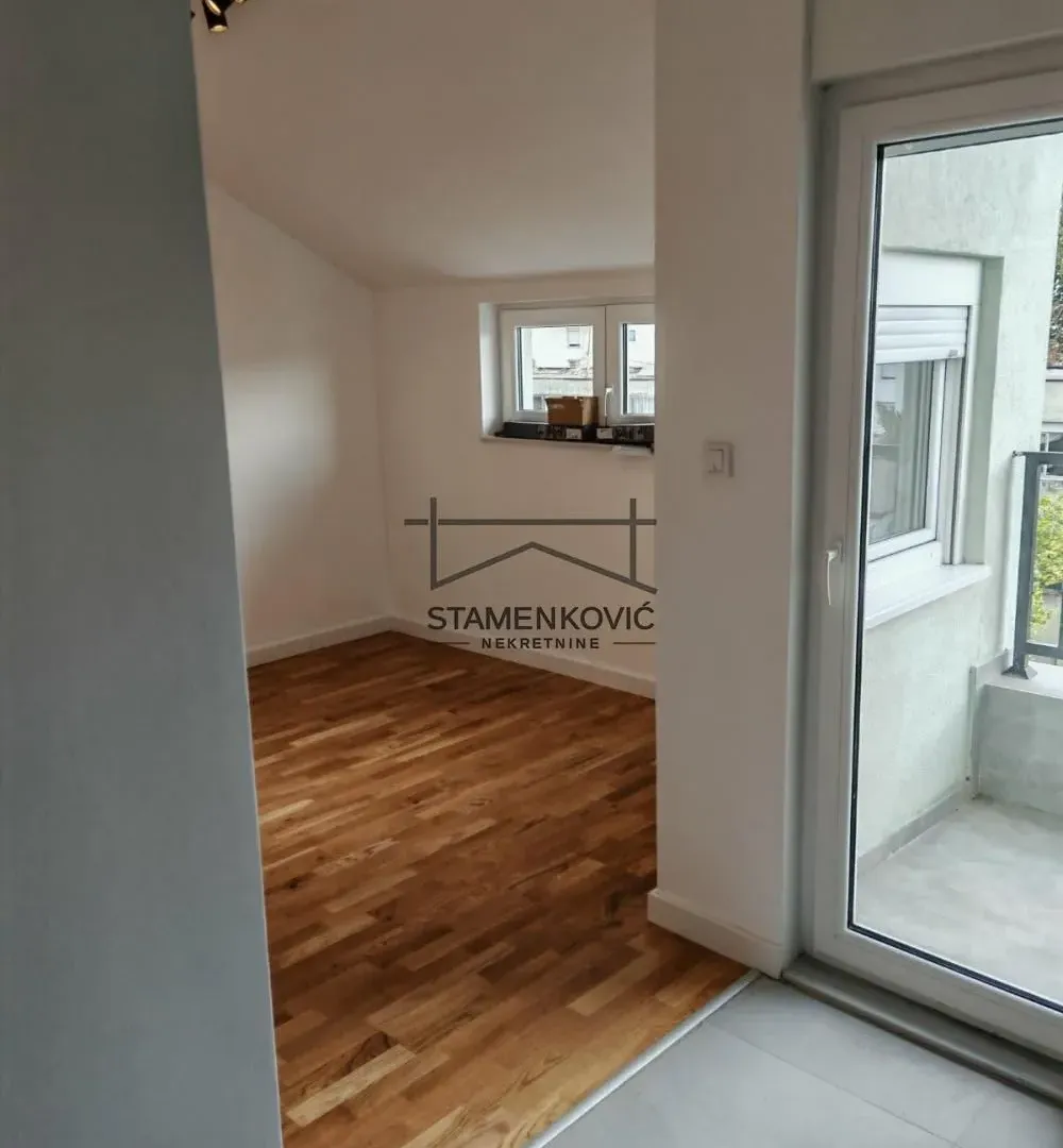 Prodaja, jednosoban stan, 36m², Grbavica, Novi Sad Sve Podlokacije