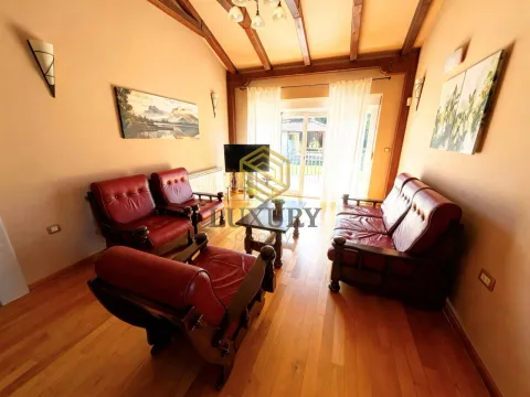 Rent, house, 160m², Rogami, Podgorica - image 4