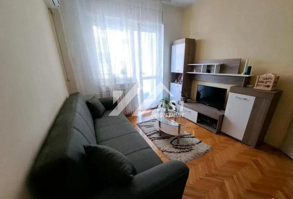 Izdavanje, dvosoban stan, 50m², Grbavica, Novi Sad Sve Podlokacije
