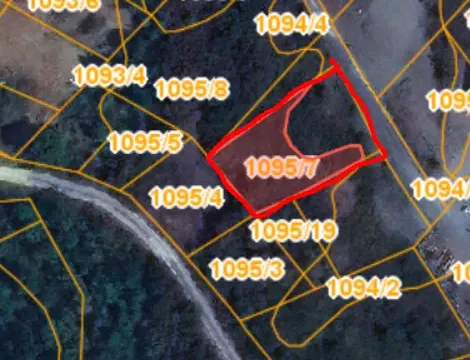 Zemljište in Doljani