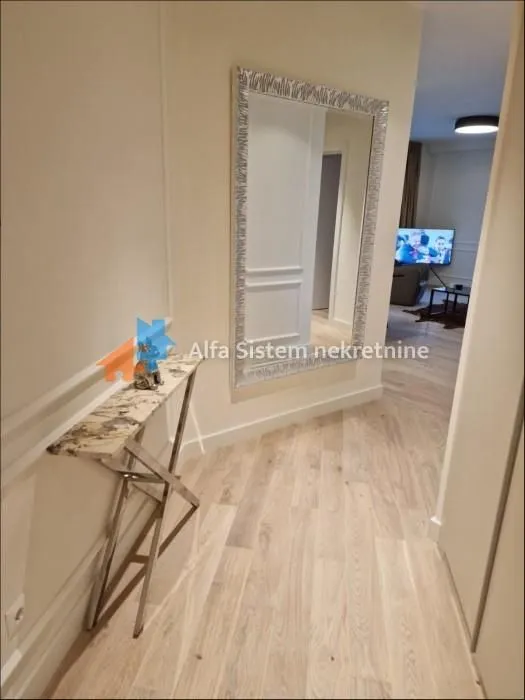 Rent, four bedroom apartment, 109m², Savski Venac, Beograd