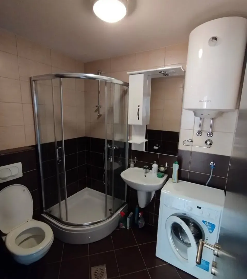 Rent, one bedroom apartment, 44m², Centar, Budva