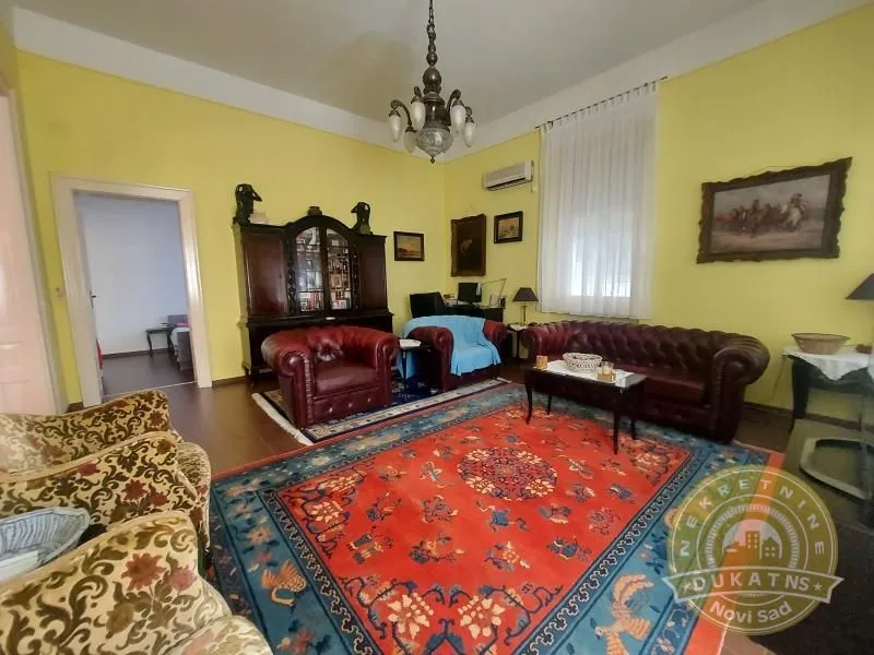 Prodaja, kuća, 187m², Sremska Kamenica, Petrovaradin