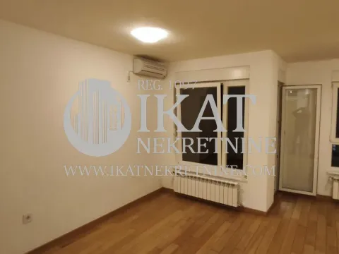 Prodaja, jednosoban stan, 37m², Zemun Sve Podlokacije, Beograd - image 4