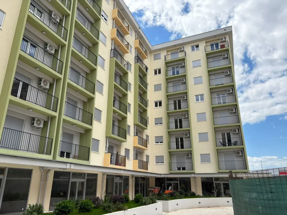 Prodaja, jednosoban stan, 40m², Pobrežje, Podgorica