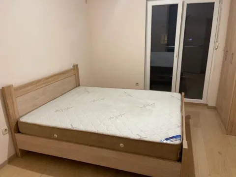 Izdavanje, trosoban stan, 100m², City Kvart, Podgorica - image 12