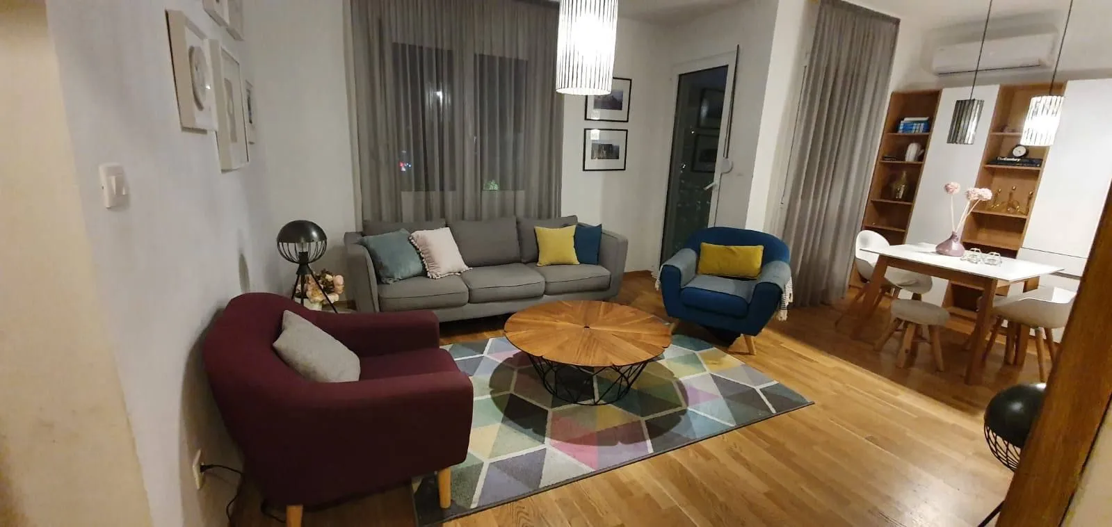 Izdavanje, dvosoban stan, 55m², Blok 9, Podgorica