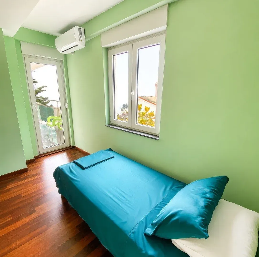 Rent, apartment, 142m², Petrovac, Budva