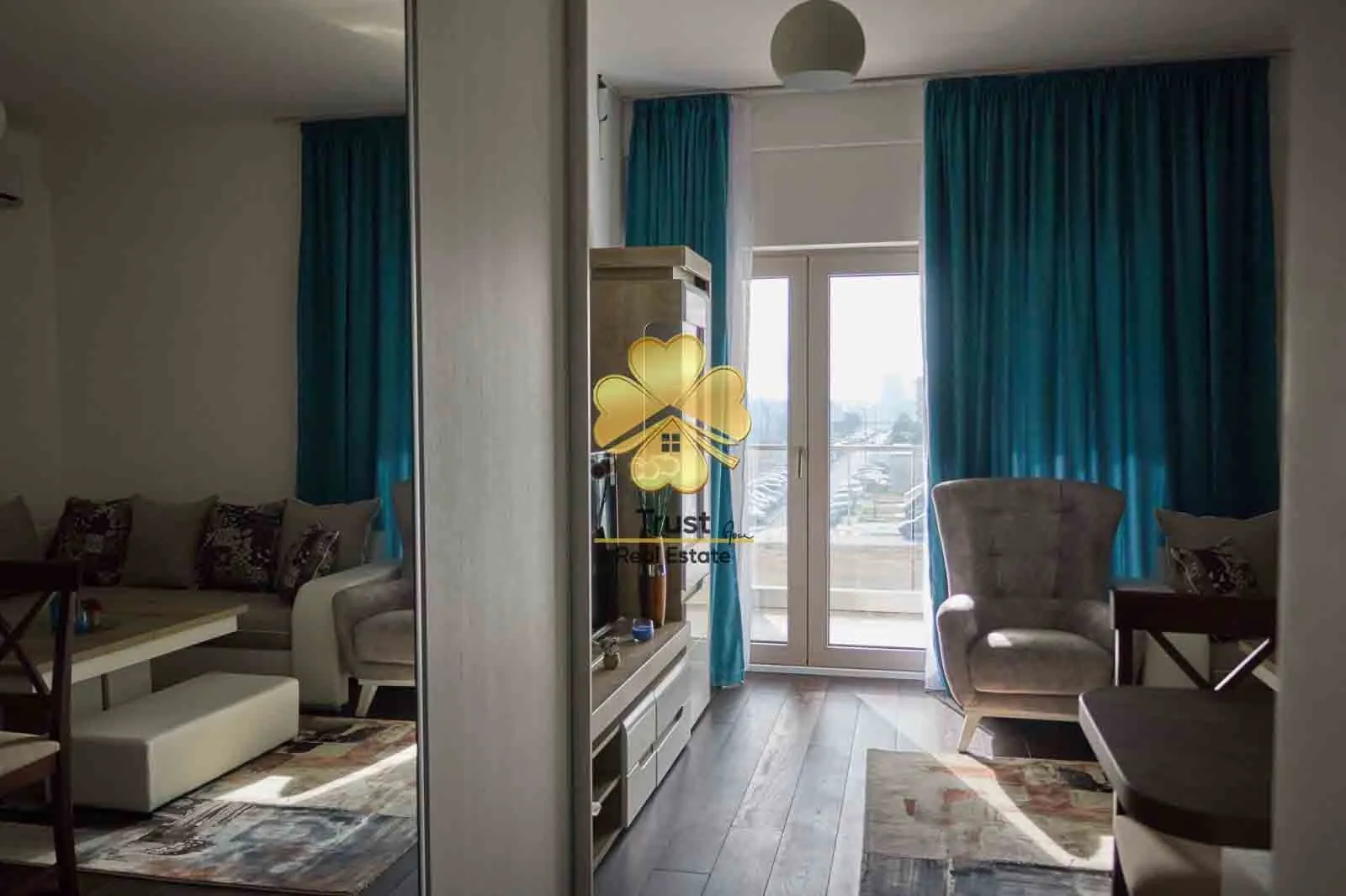 Rent, studio apartment, 35m², Momišići, Podgorica