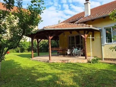 Prodaja, kuća, 180m², Jajinci, Voždovac Sve Podlokacije - image 2