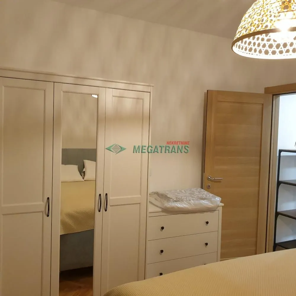 Izdavanje, trosoban stan, 70m², Novi Sad Sve Podlokacije, Novi Sad