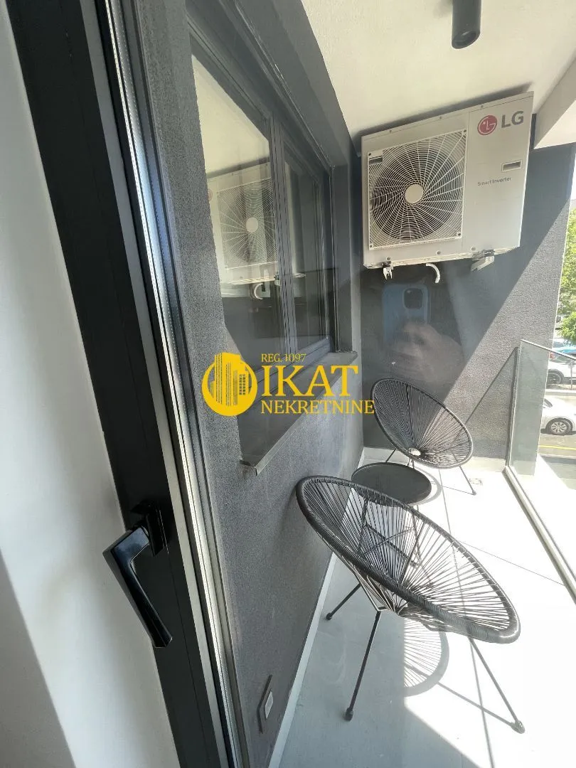 Rent, two bedroom apartment, 65m², Crveni Krst, Beograd