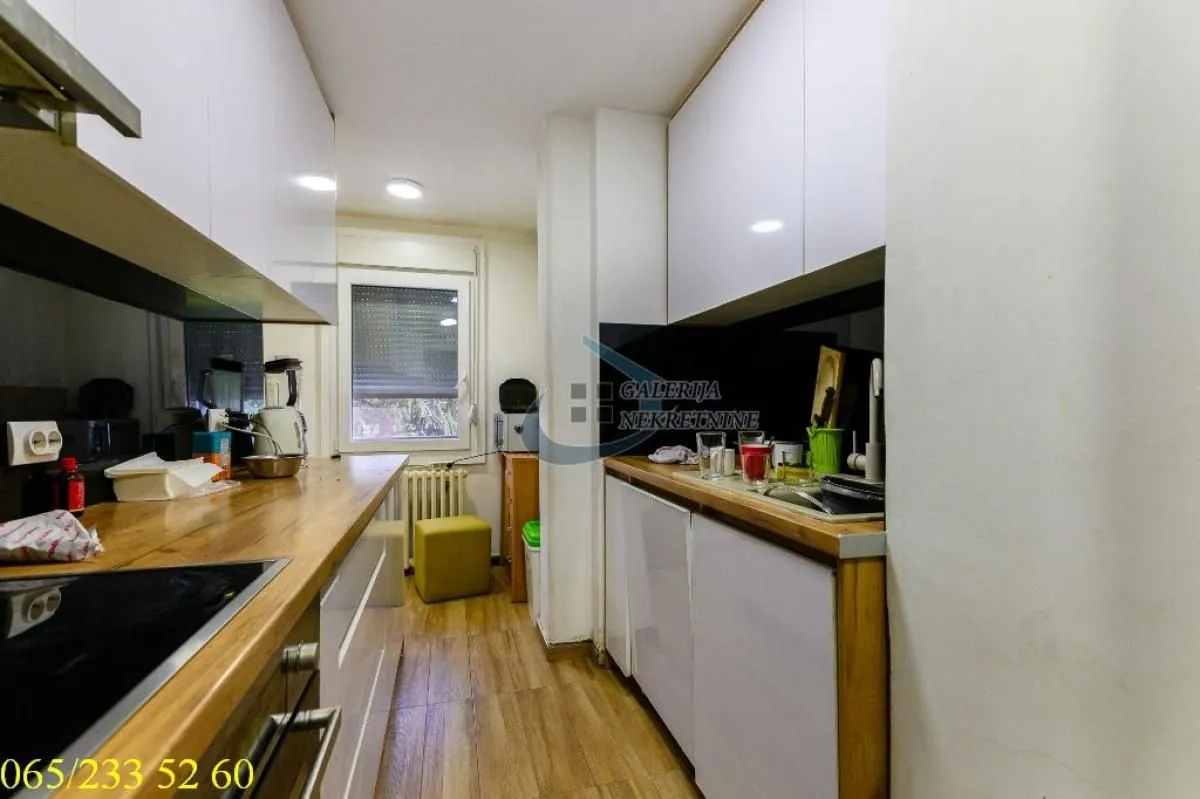 Sale, three bedroom apartment, 73m², Novi Beograd Blok 34, Novi Beograd Sve Podlokacije