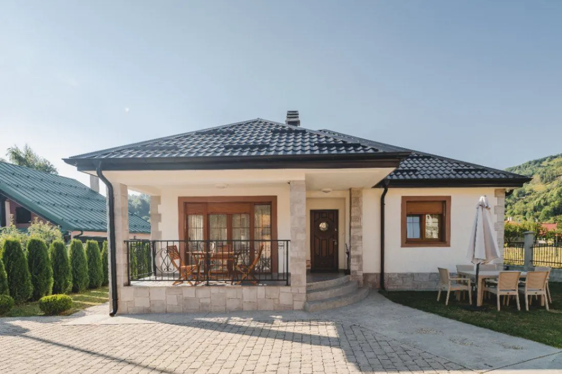 Izdavanje, kuća, 125m², Smailagića Polje, Kolašin