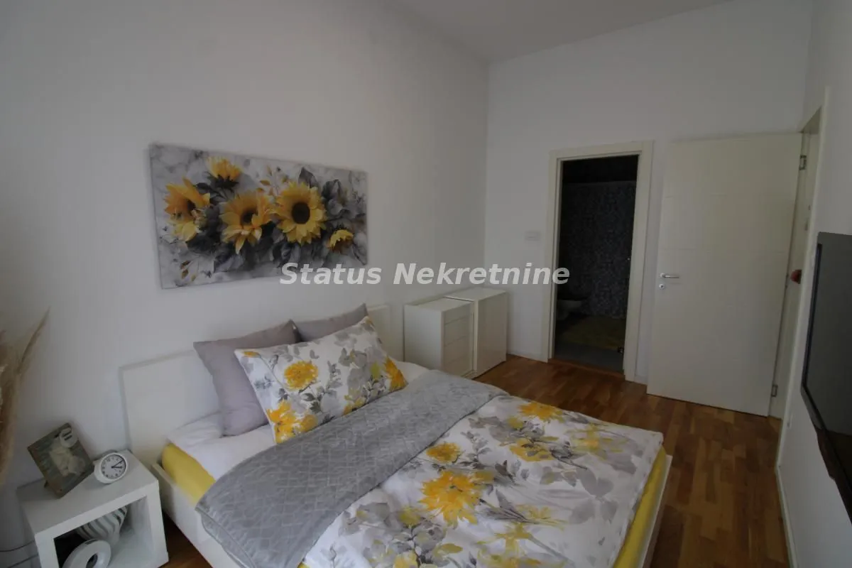 Prodaja, četvorosoban stan, 155m², Telep, Novi Sad Sve Podlokacije