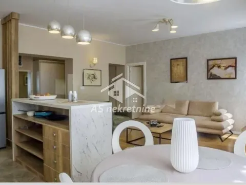 Izdavanje, dvosoban stan, 68m², Kalenić Pijaca, Vračar Sve Podlokacije - image 3