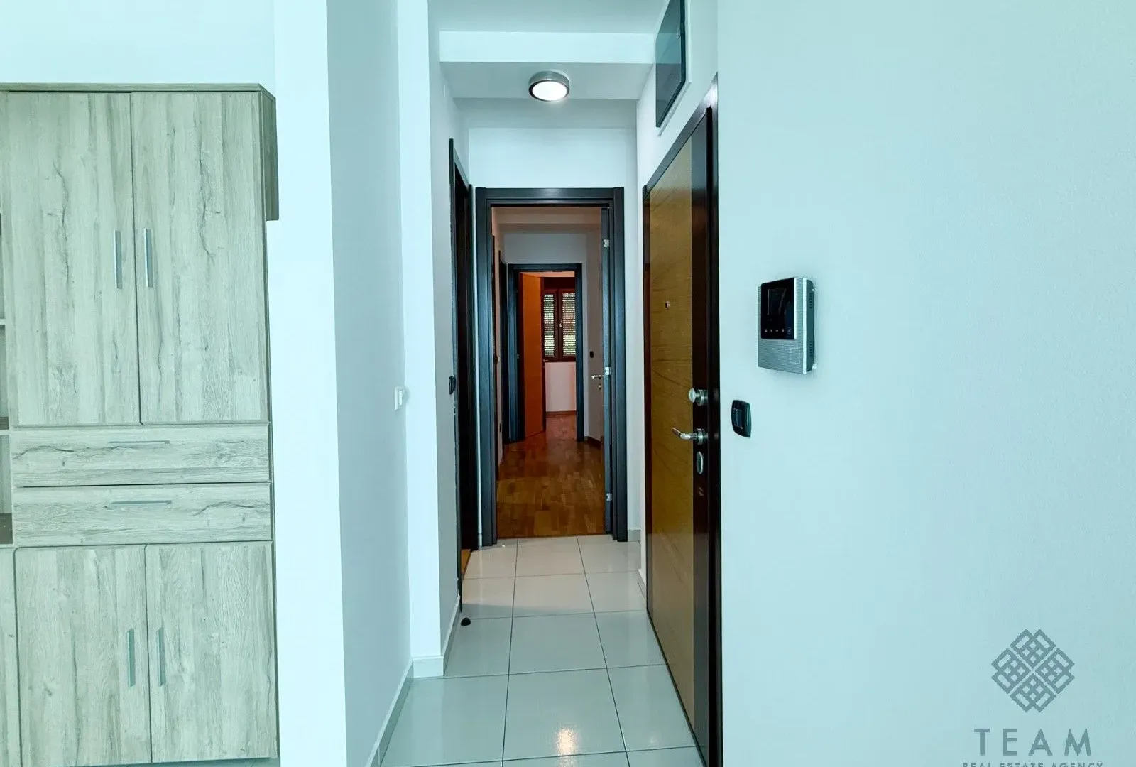 Rent, office space, 90m², Centar, Podgorica