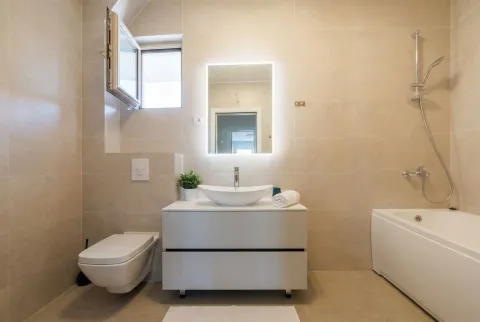 Sale, three bedroom apartment, 104m², Bečići, Budva - image 15