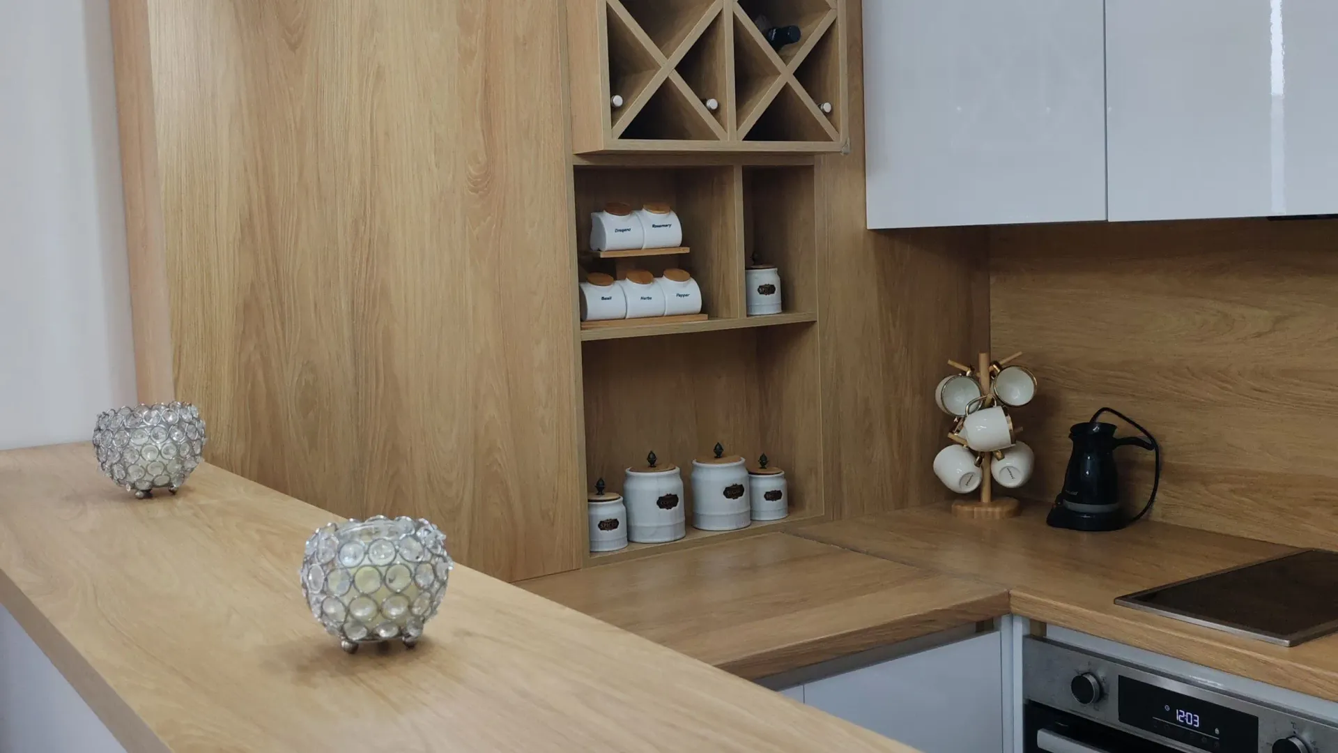 Rent, two bedroom apartment, 67m², Bečići, Budva