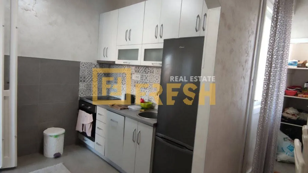Izdavanje, dvosoban stan, 87m², Tuški Put, Podgorica