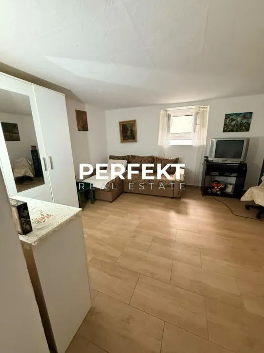 Rent, one bedroom apartment, 40m², Stari Grad, Beograd