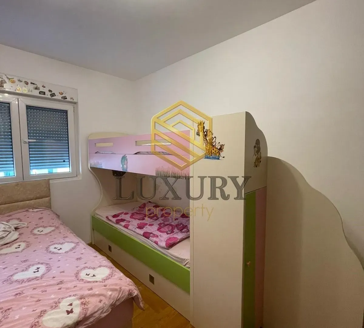 Izdavanje, jednosoban stan, 30m², Centar, Podgorica