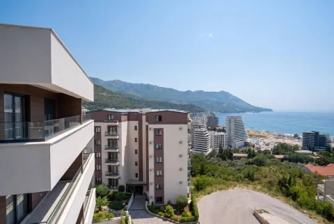 Rent, two bedroom apartment, 91m², Bečići, Budva - image 9