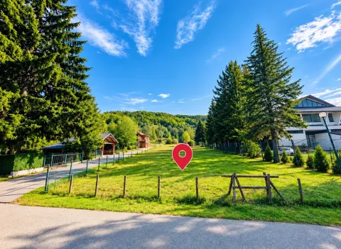 Zemljište in Smailagića Polje