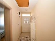 Izdavanje, dvosoban stan, 75m², Zlatica, Podgorica - image 10