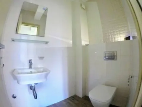 Izdavanje, dvosoban stan, 70m², City Kvart, Podgorica - image 9