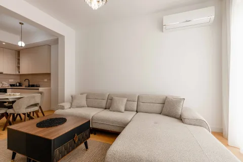 Rent, two bedroom apartment, 64m², Bečići, Budva - image 4