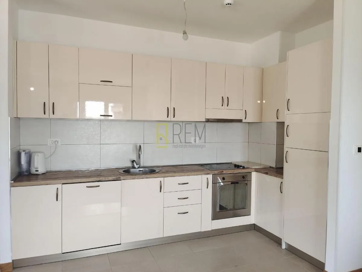 Prodaja, trosoban stan, 101m², Zagorič, Podgorica